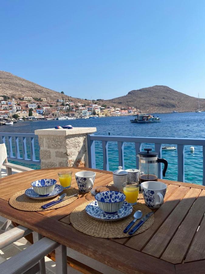 Halki Sea Breeze - A Waterfront Villa ภายนอก รูปภาพ