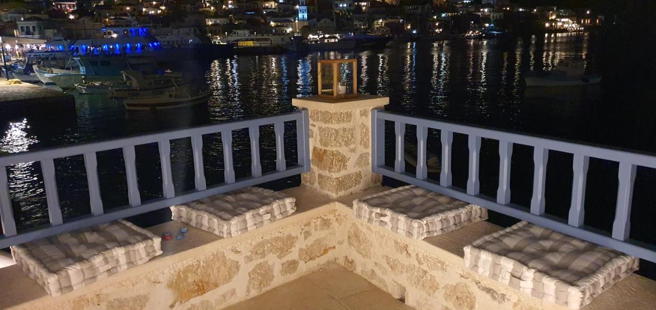 Halki Sea Breeze - A Waterfront Villa ภายนอก รูปภาพ
